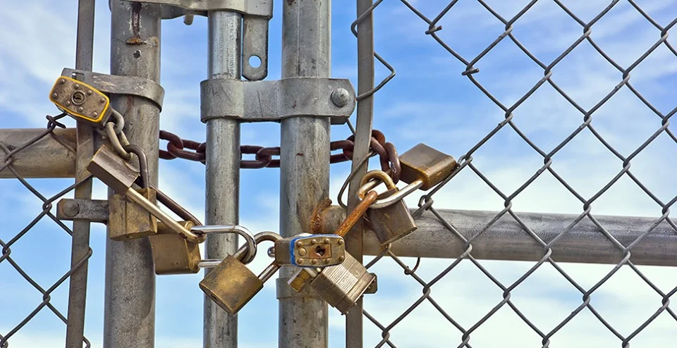 Why are the VOSD Sanctuary gates locked? 1 86875336 2895405750503138 4906608885634170880 n